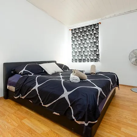 Apartment Amazing In Stara Vas