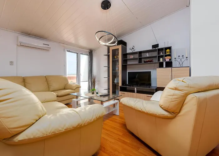 Appartement Amazing In *